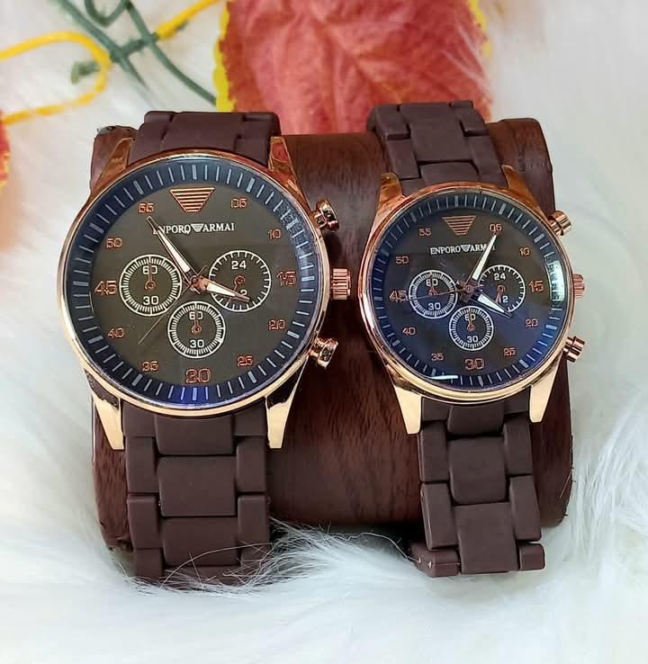 Unisex Quartz Couple Watches Set – Round Case Multi Color